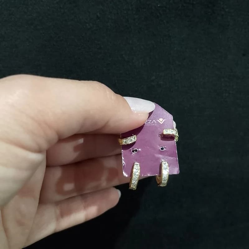 Aros argolla dorados con strass