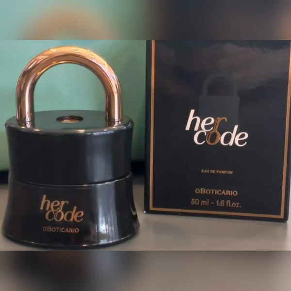 Her Code eau de parfum 50 ml — foto da loja nos stories de O Boticário Dionísio Cerqueira (28/10/2026)