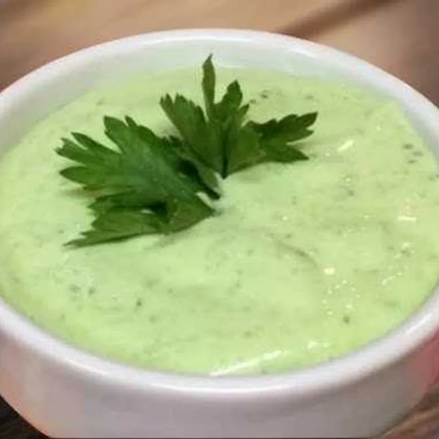 1 un molho de Verde